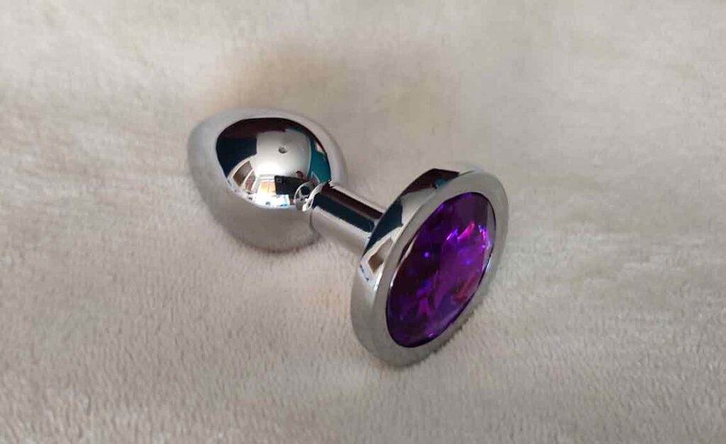 plug anal crystal